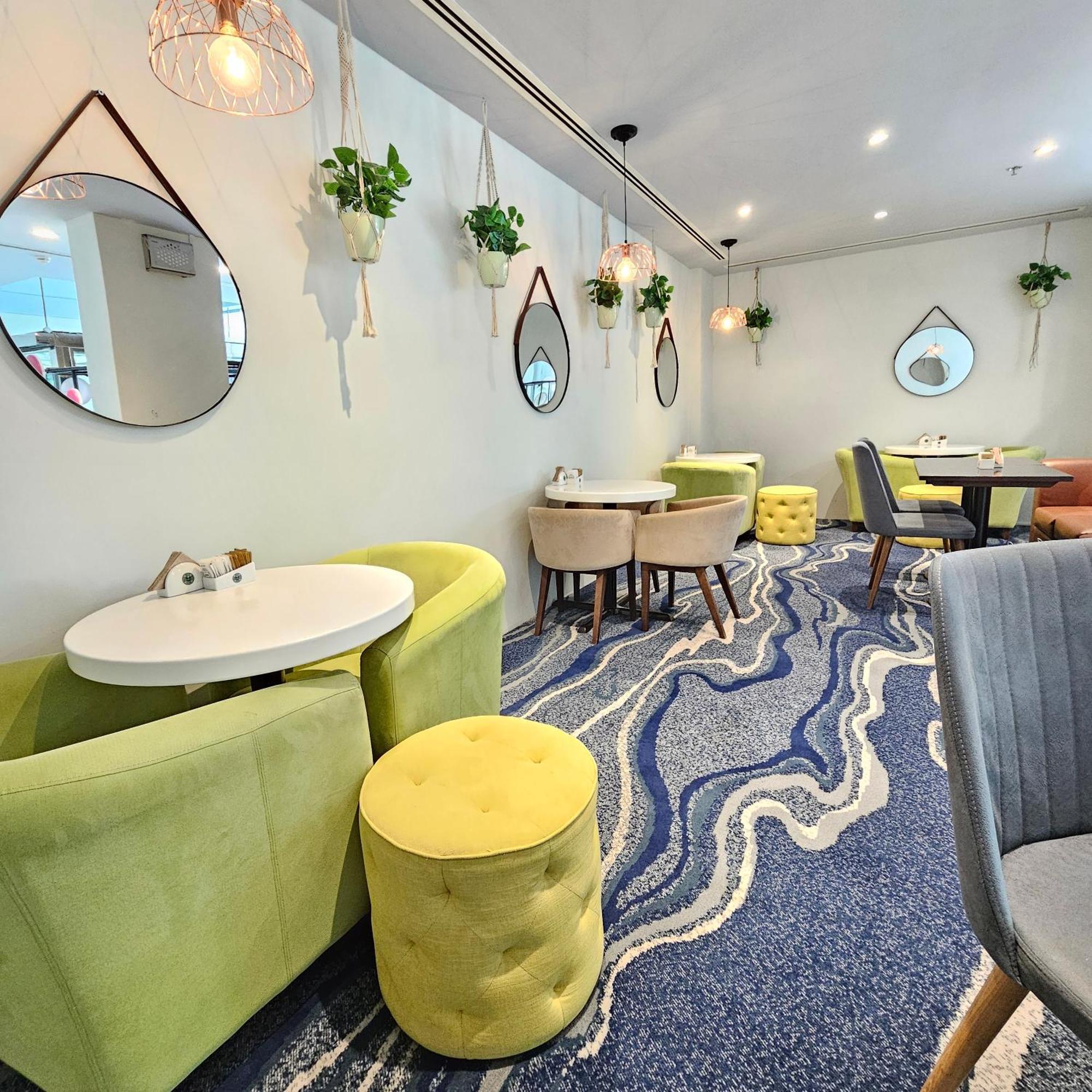 Swiss-Belinn Airport Muscat Oman Eksteriør billede